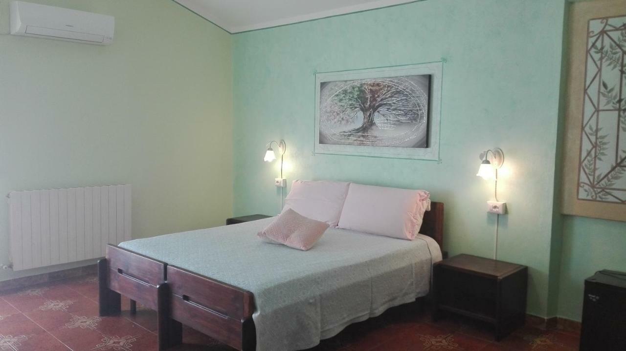 Agriturismo Monte Pino Telti Exteriér fotografie
