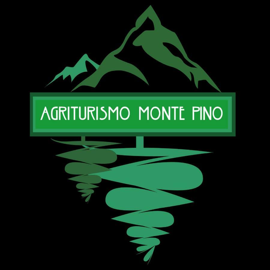 Penzion Agriturismo Monte Pino Telti Exteriér fotografie